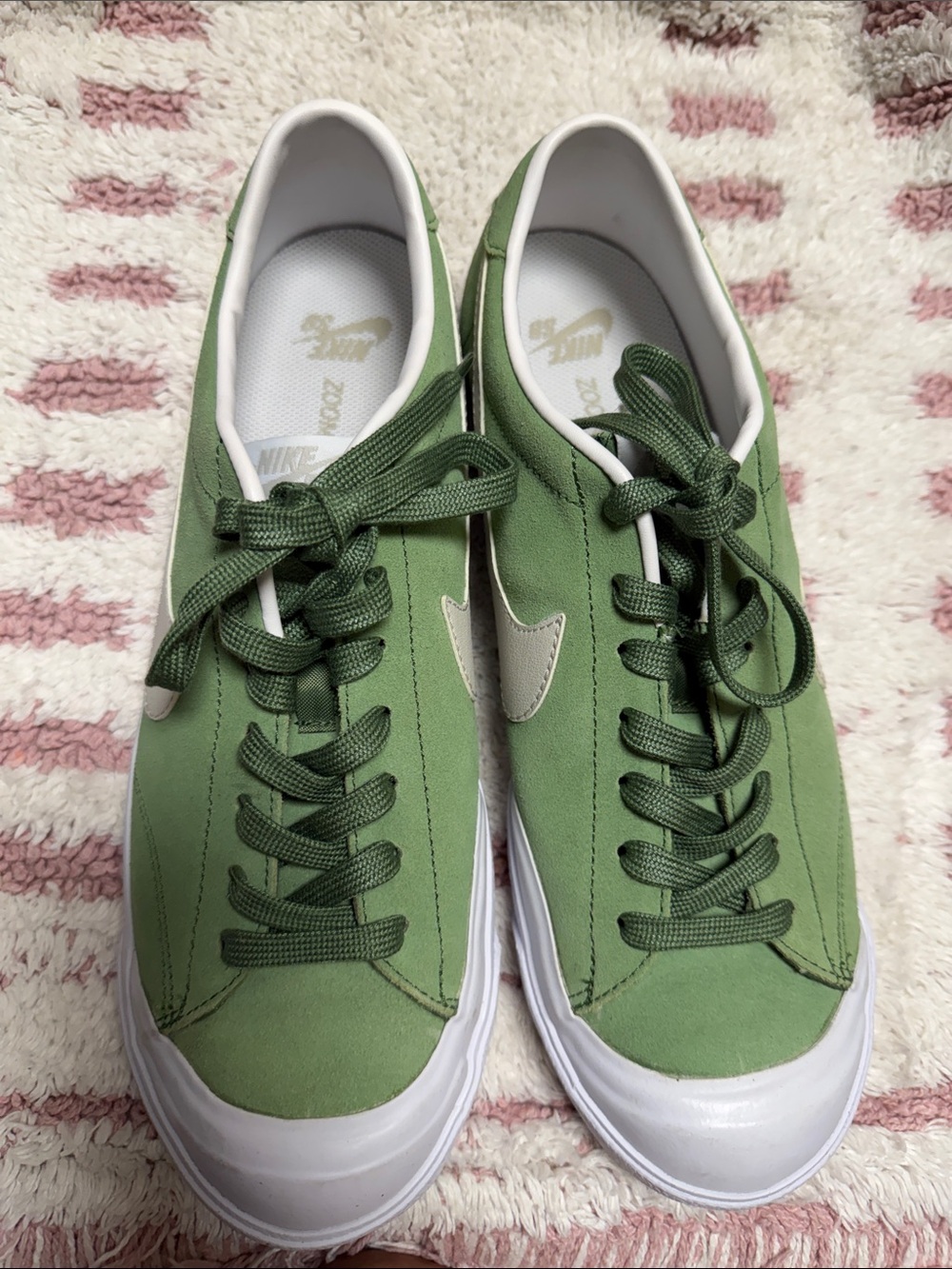 Nike Green Low-Top Sneakers with White Accents
